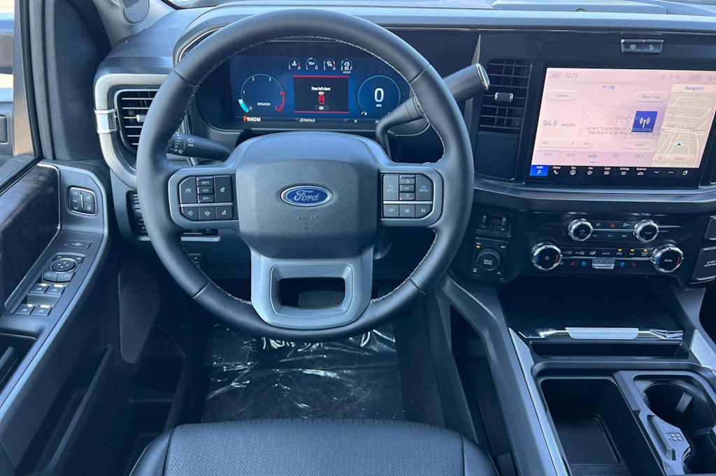 2025 Ford F-250 Lariat 8