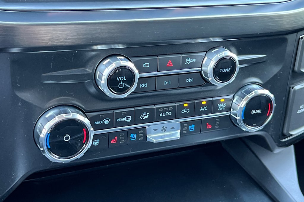 2025 Ford F-250 Lariat 23