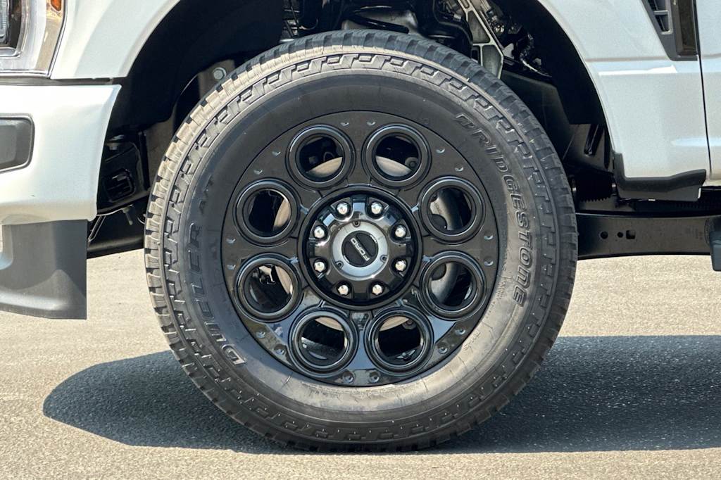 Thumbnail: 2025 Ford F-250 - 8