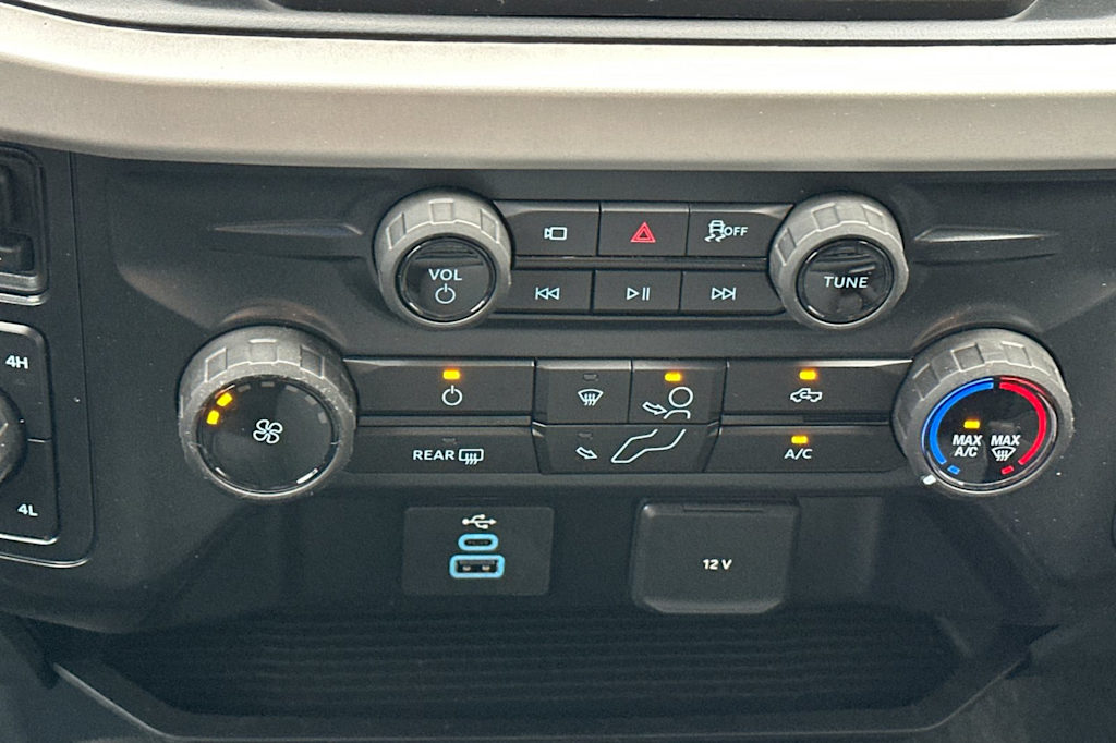 Thumbnail: 2026 Ford F-250 - 21