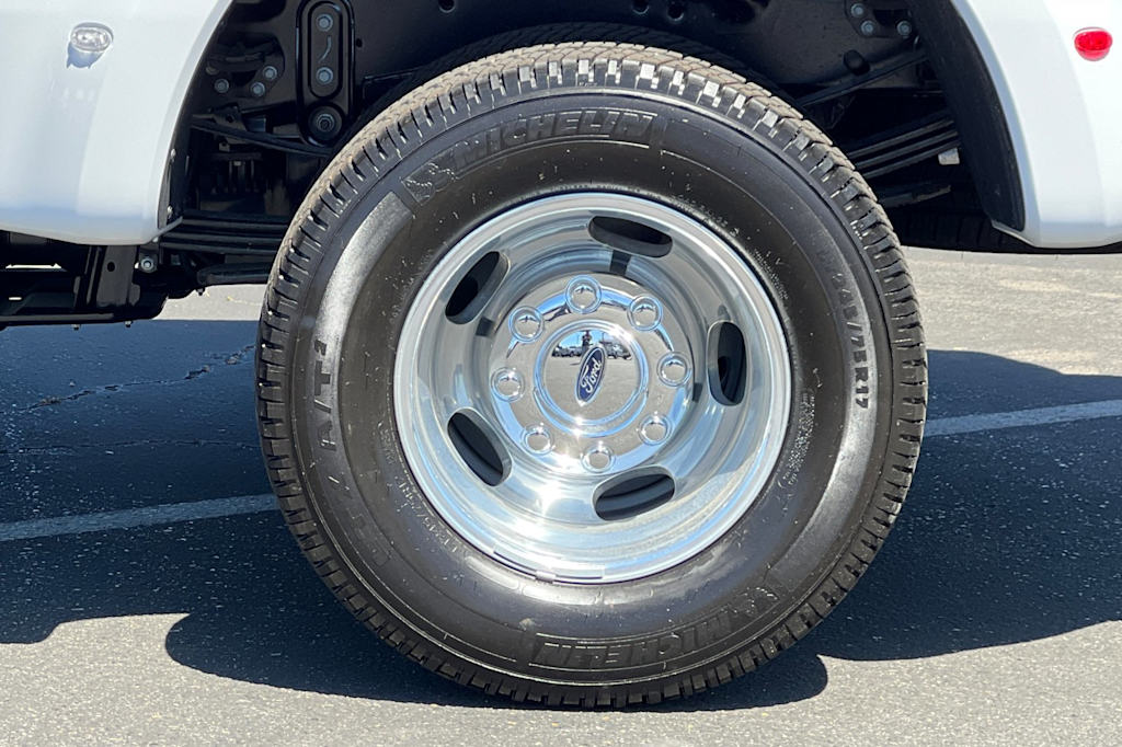 Thumbnail: 2026 Ford F-350 - 8