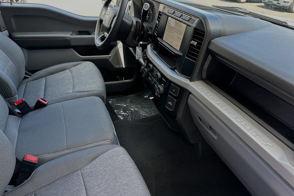 2024 Ford F-250 XL 10