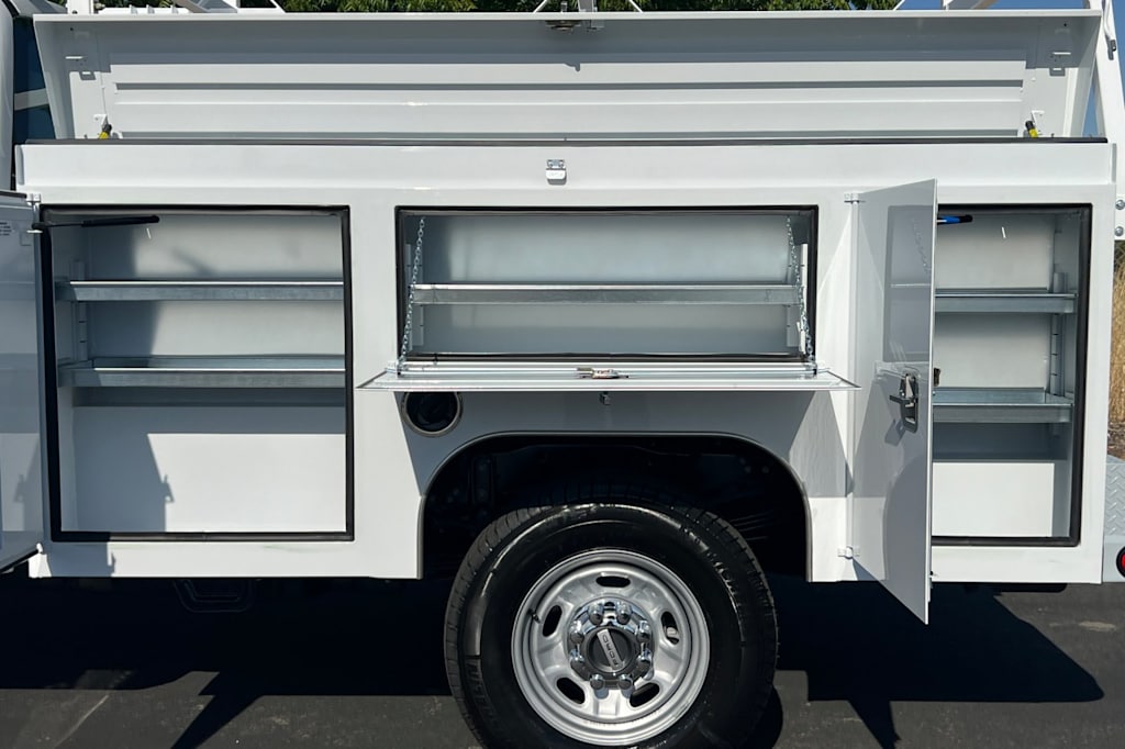 Thumbnail: 2026 Ford F-350 - 25