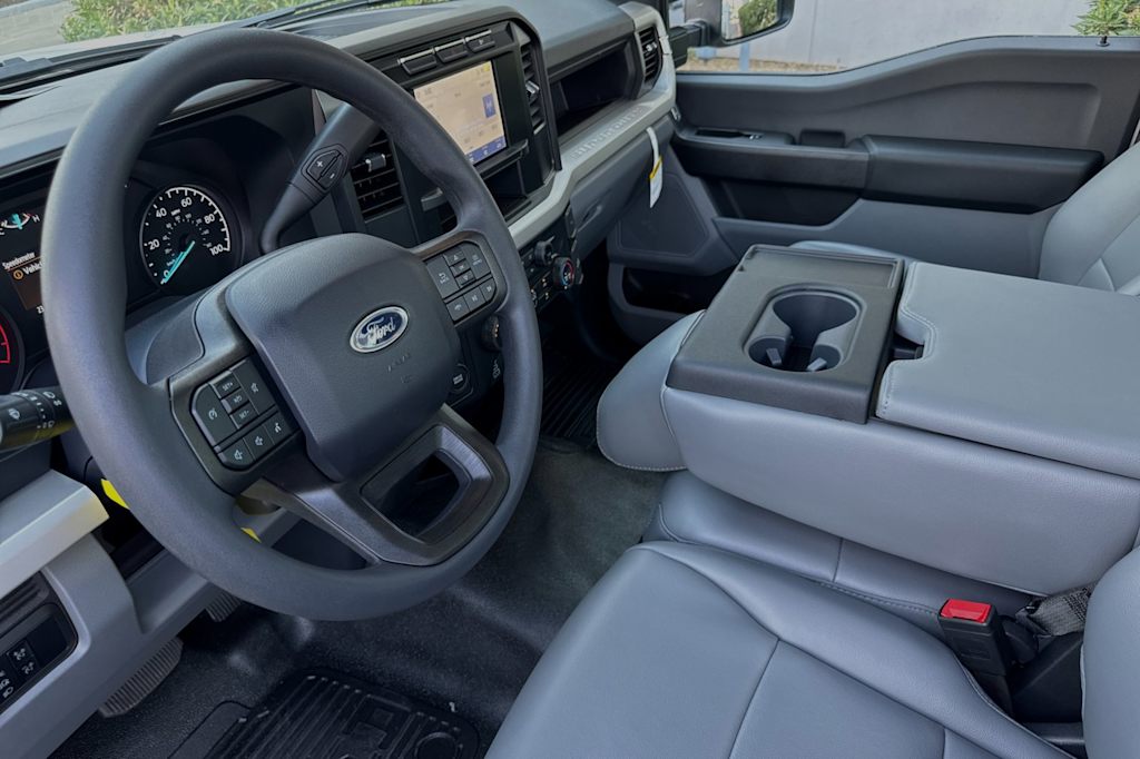 2024 Ford F-250 XL 2
