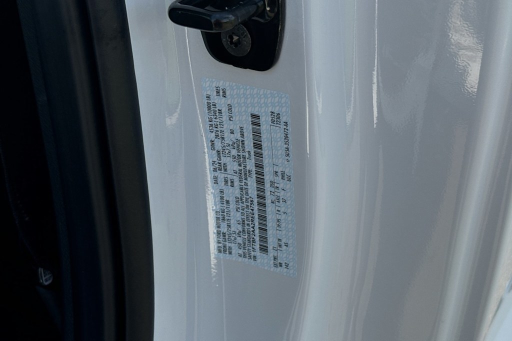 2024 Ford F-250 XL 25