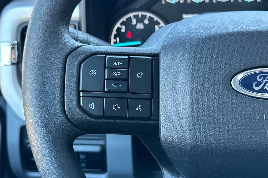 2024 Ford F-250 XL 24