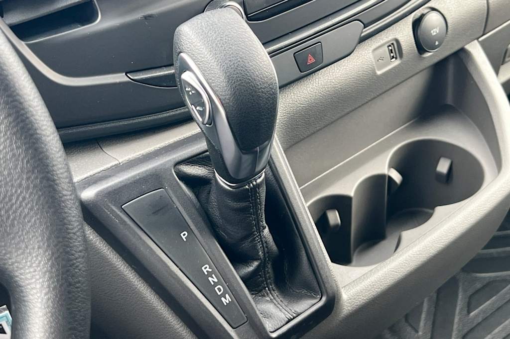 2025 Ford Transit Series 250 14