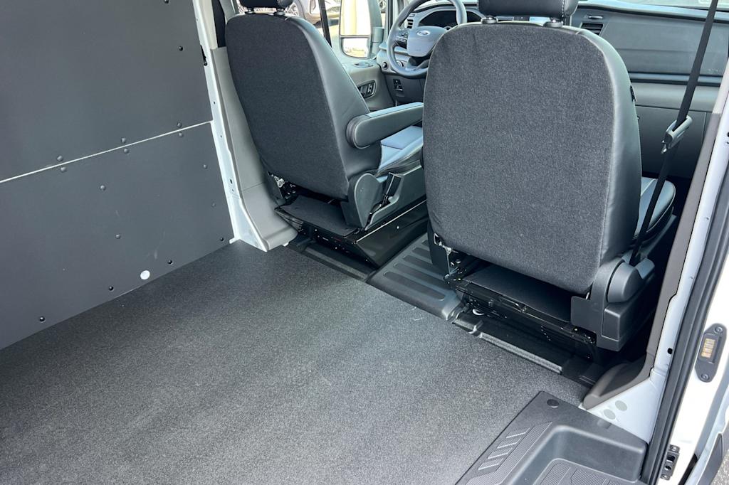 2024 Ford Transit Series 350 9