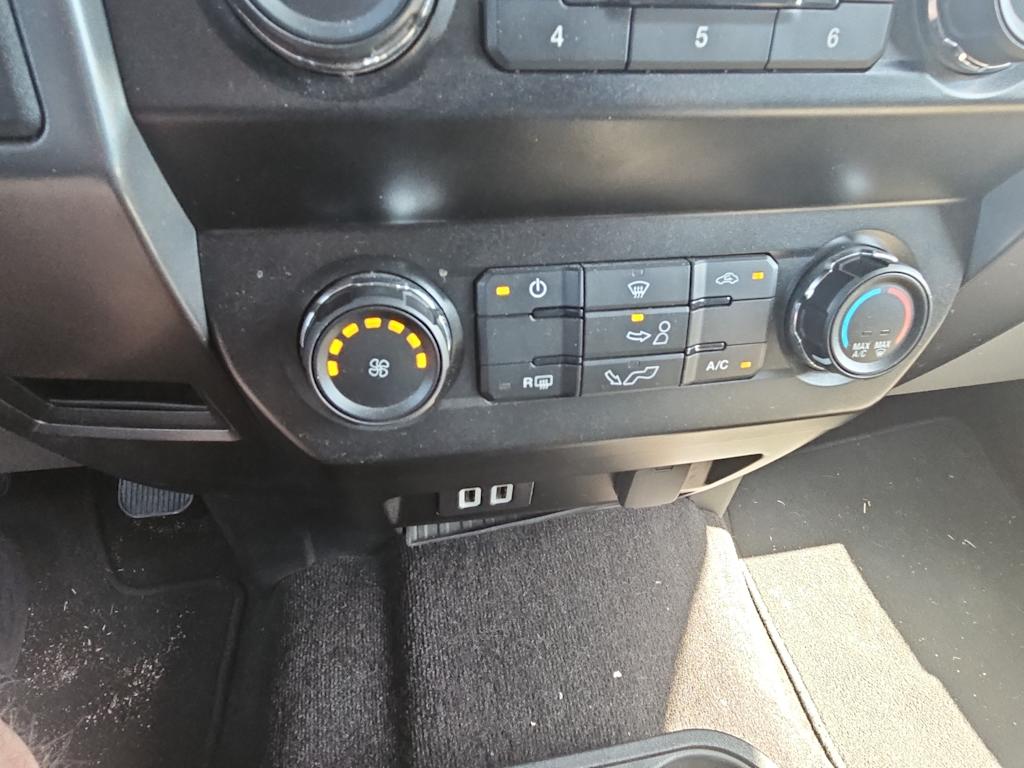 Thumbnail: 2019 Ford F-150 - 21