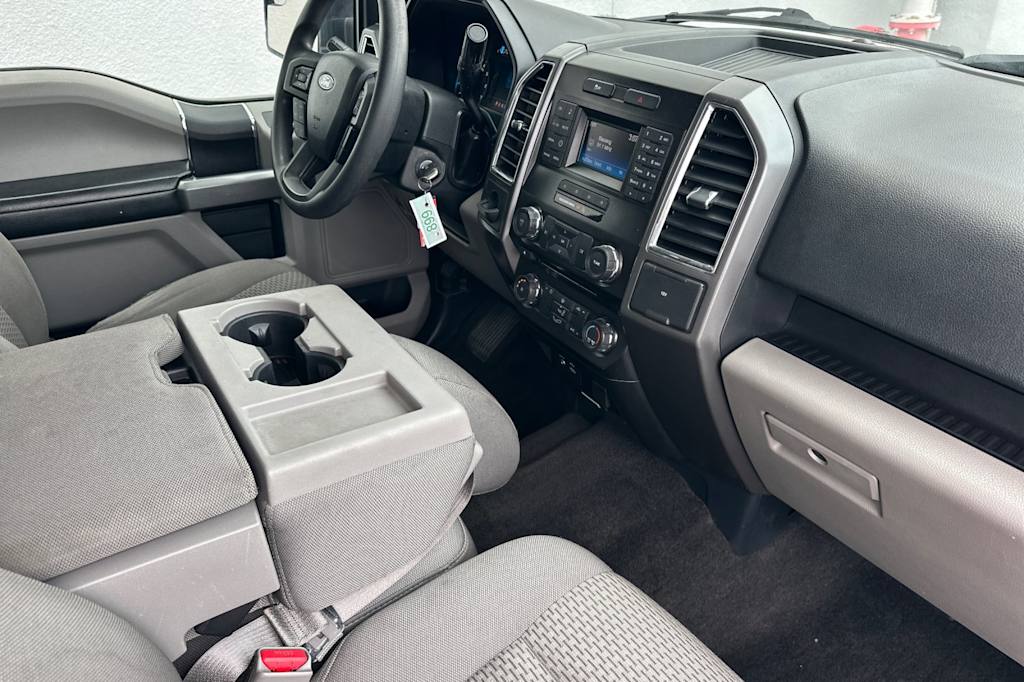 Thumbnail: 2015 Ford F-150 - 13
