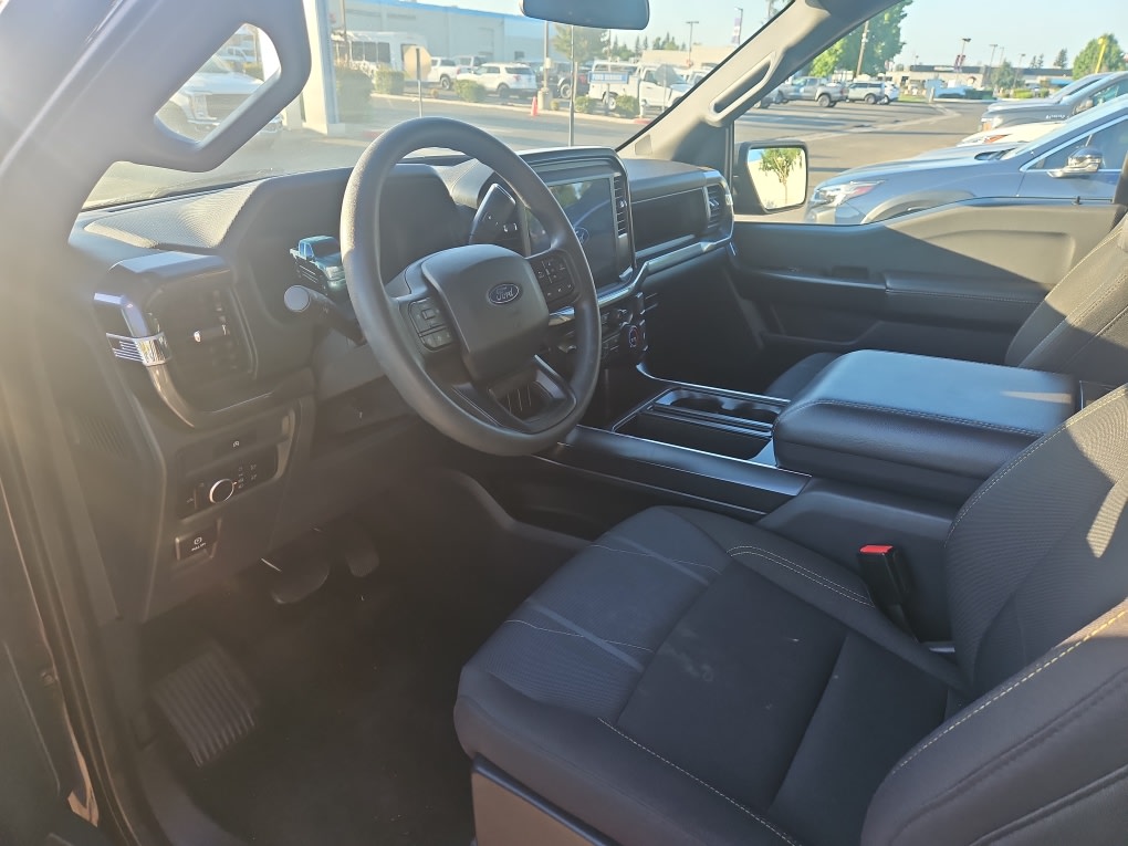 Thumbnail: 2025 Ford F-150 - 9
