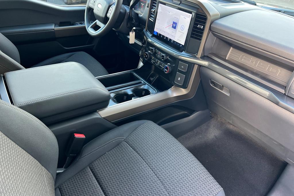 2025 Ford F-150 STX 10