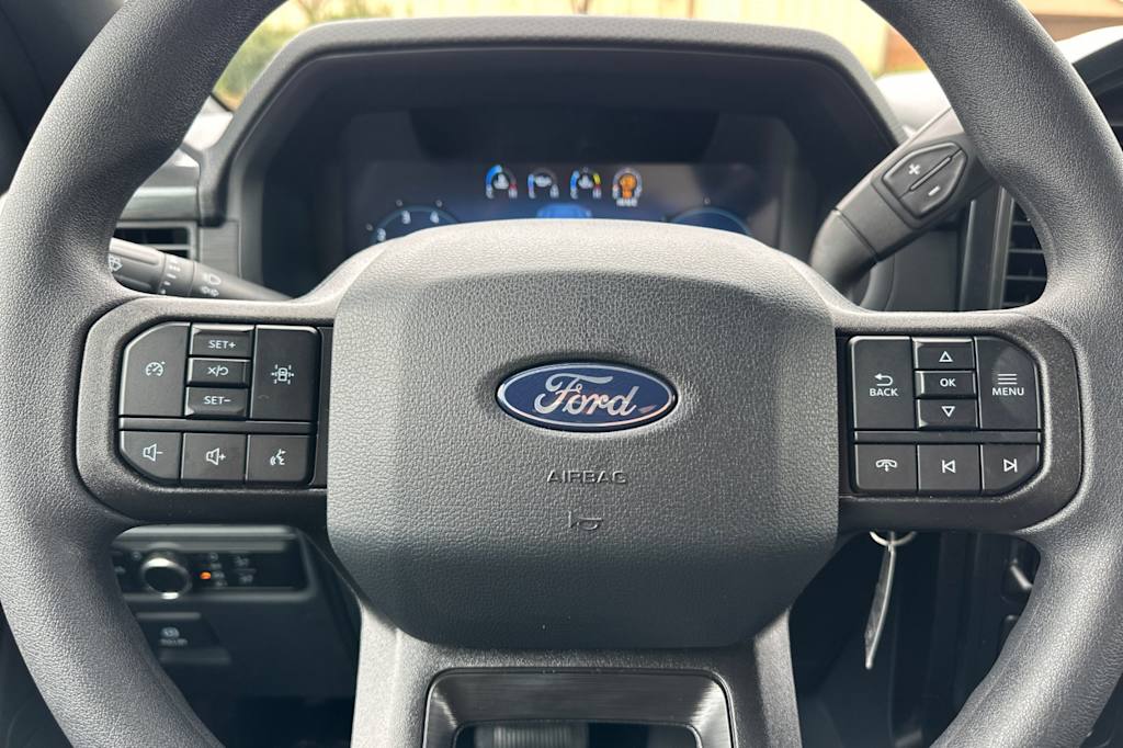 2025 Ford F-150 STX 25