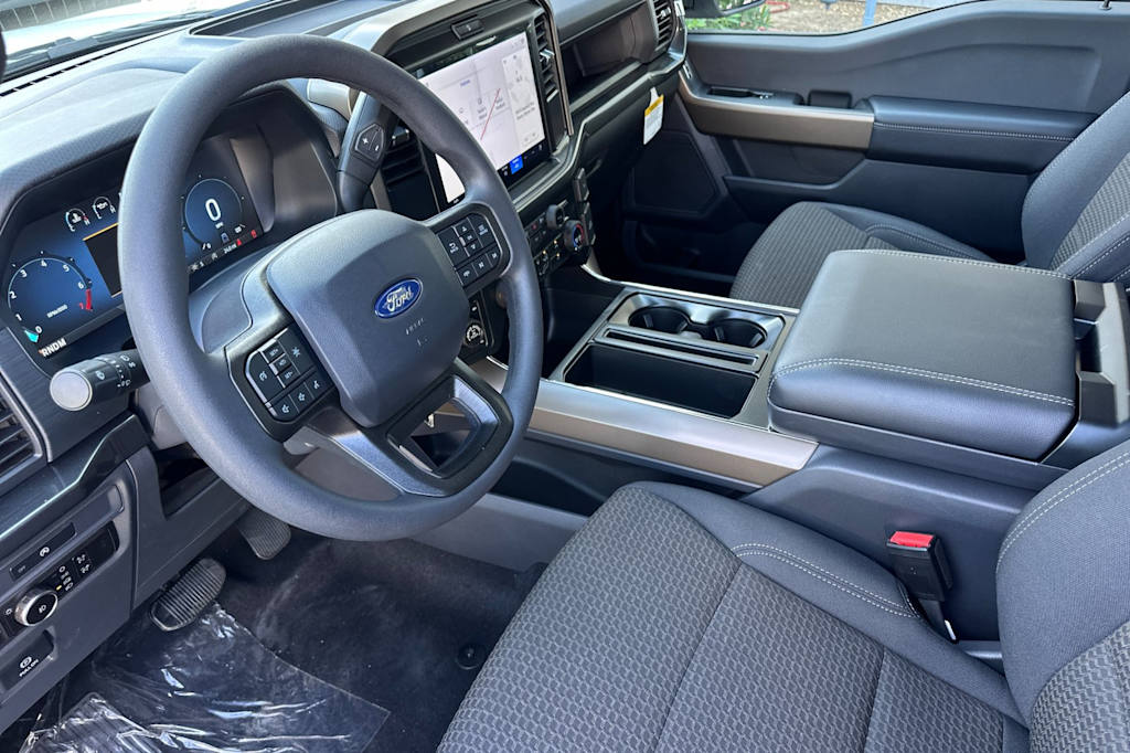 Thumbnail: 2025 Ford F-150 - 9