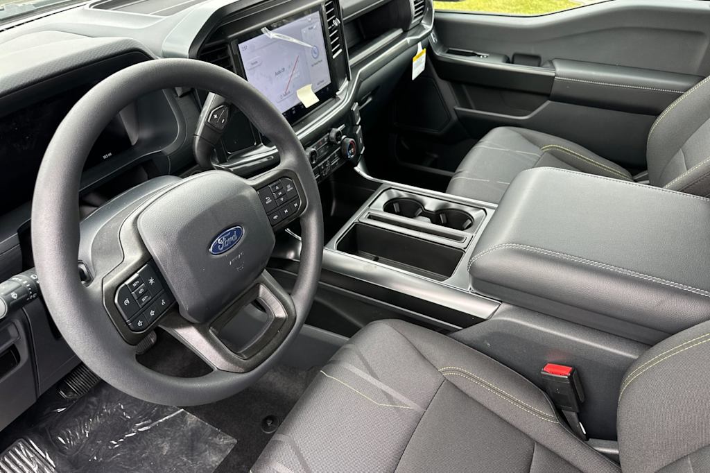 2025 Ford F-150 STX 9