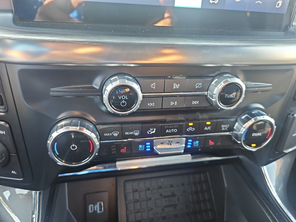 Thumbnail: 2023 Ford F-150 - 21