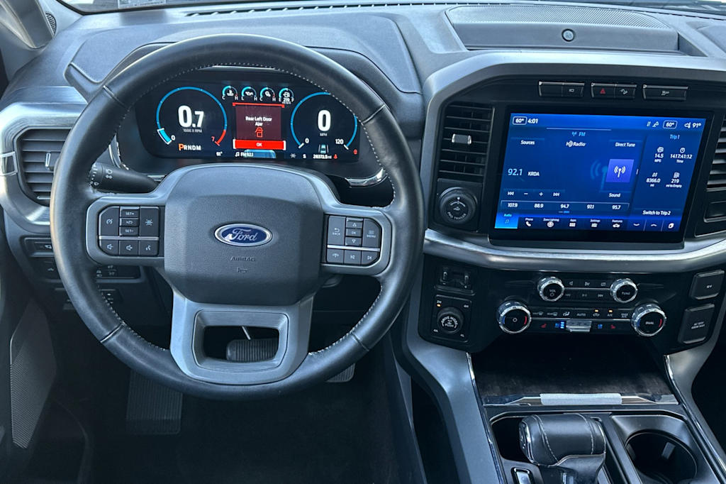 2022 Ford F-150 Lariat 10