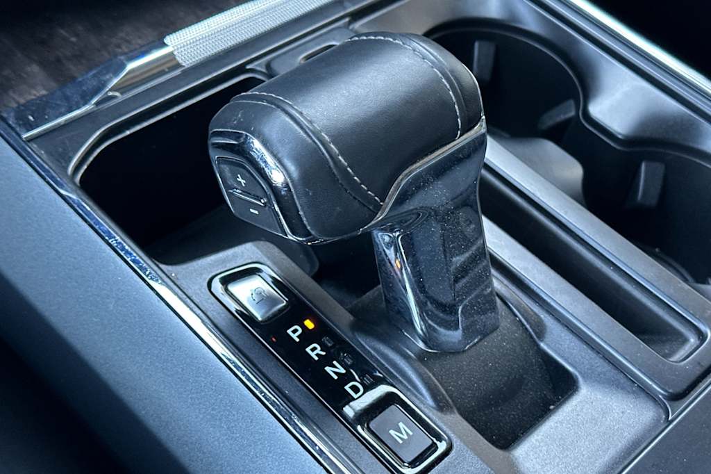 2022 Ford F-150 Lariat 13