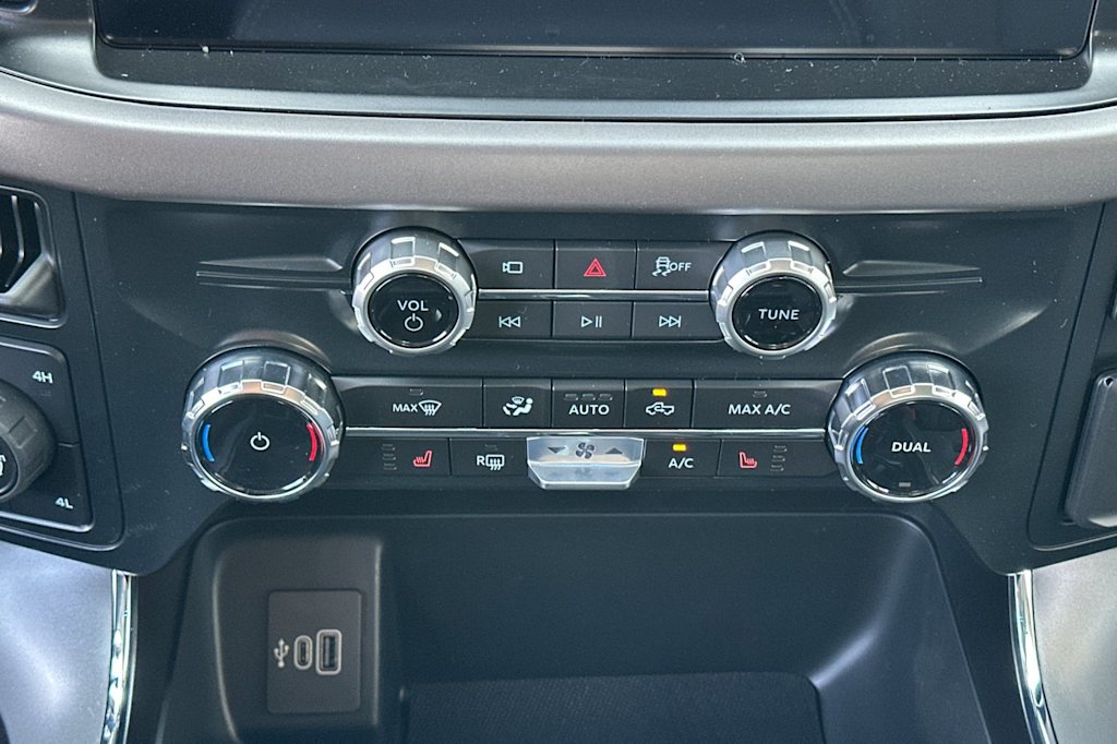 2025 Ford F-150 XLT 24