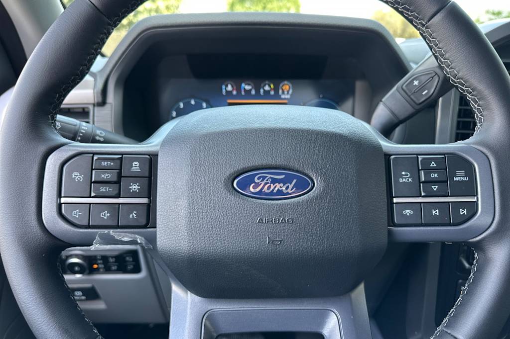 2025 Ford F-150 XLT 26