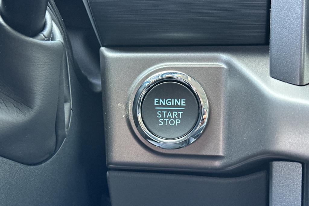 2025 Ford F-150 XLT 25