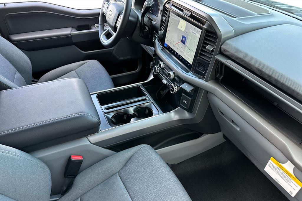 2025 Ford F-150 XLT 13
