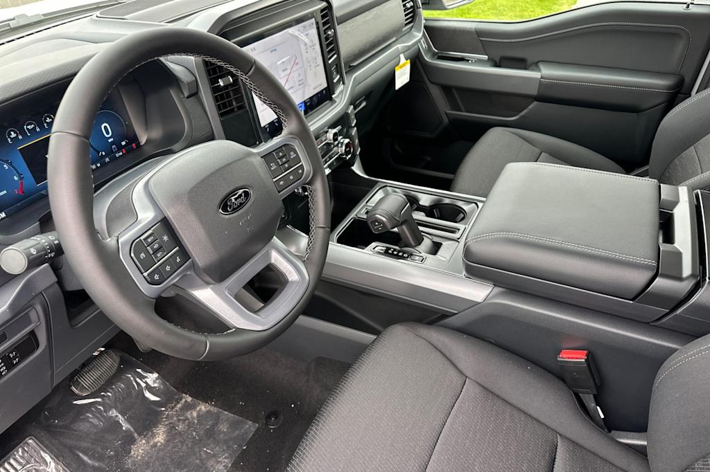 2025 Ford F-150 XLT 9