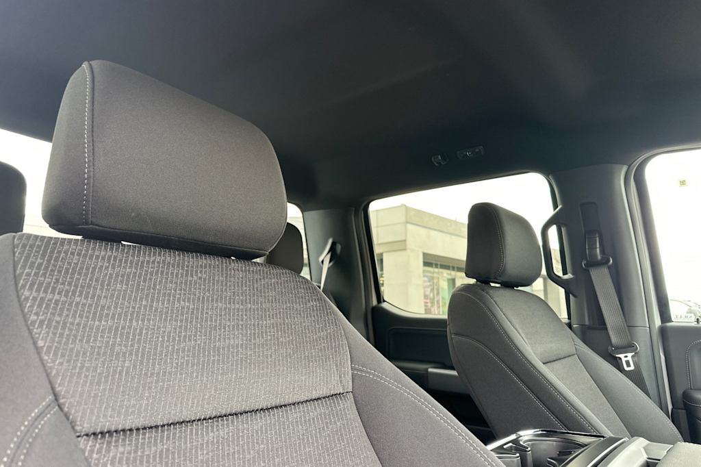 2025 Ford F-150 XLT 10