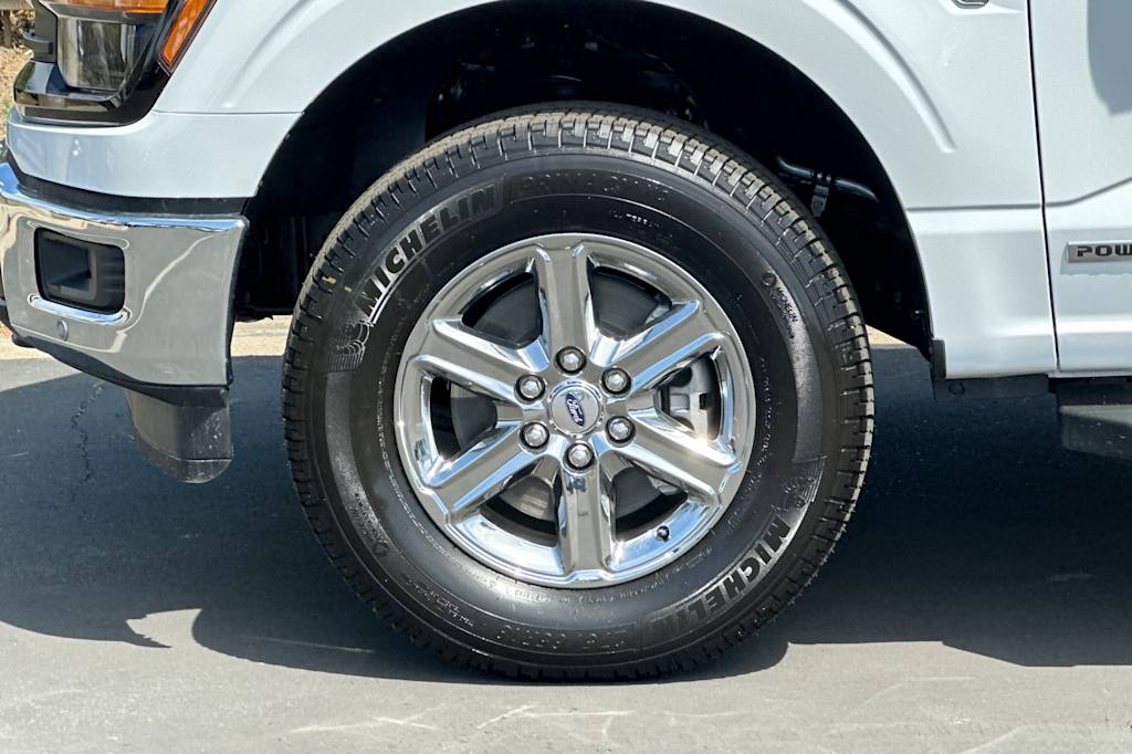 2025 Ford F-150 XLT 8