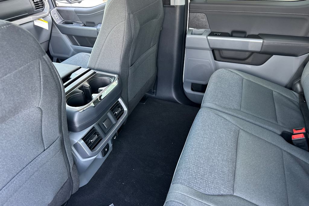 2025 Ford F-150 XLT 11