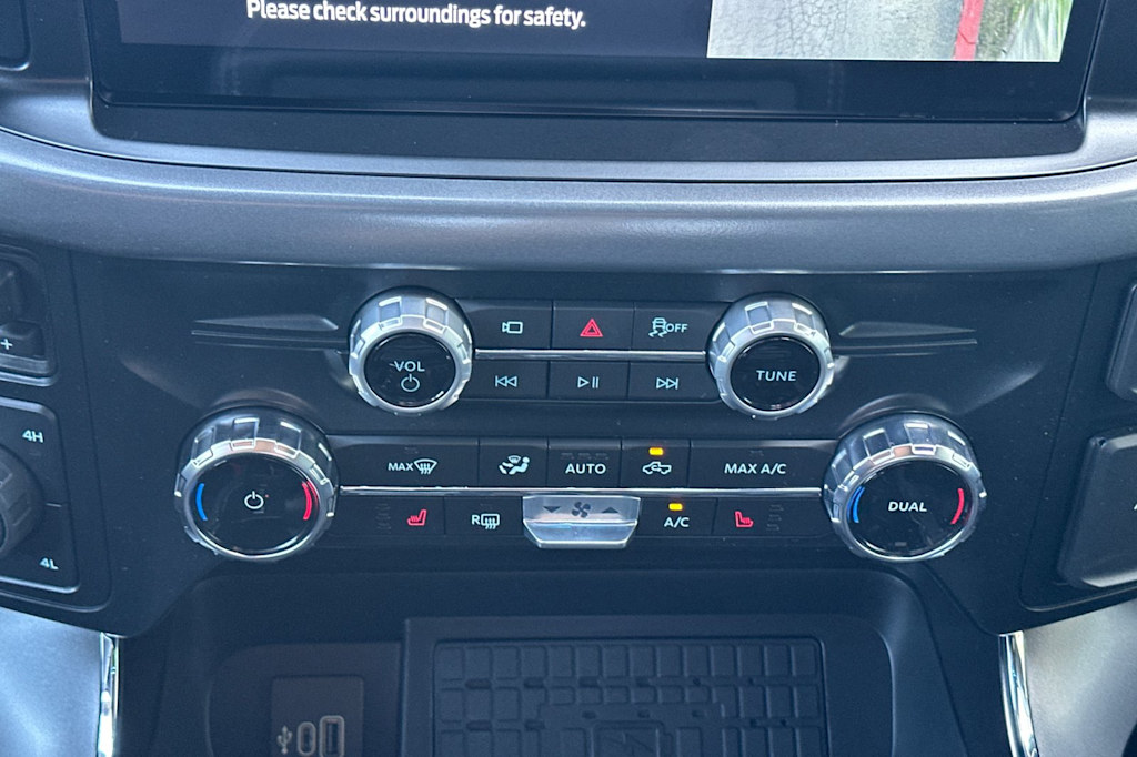 2025 Ford F-150 XLT 25