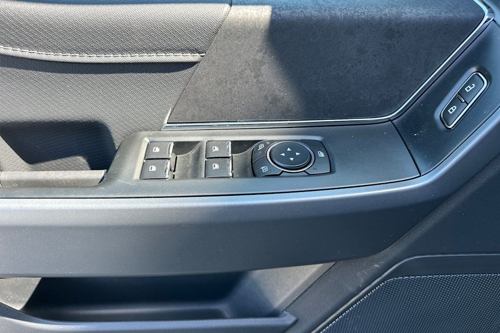2025 Ford F-150 XLT 21