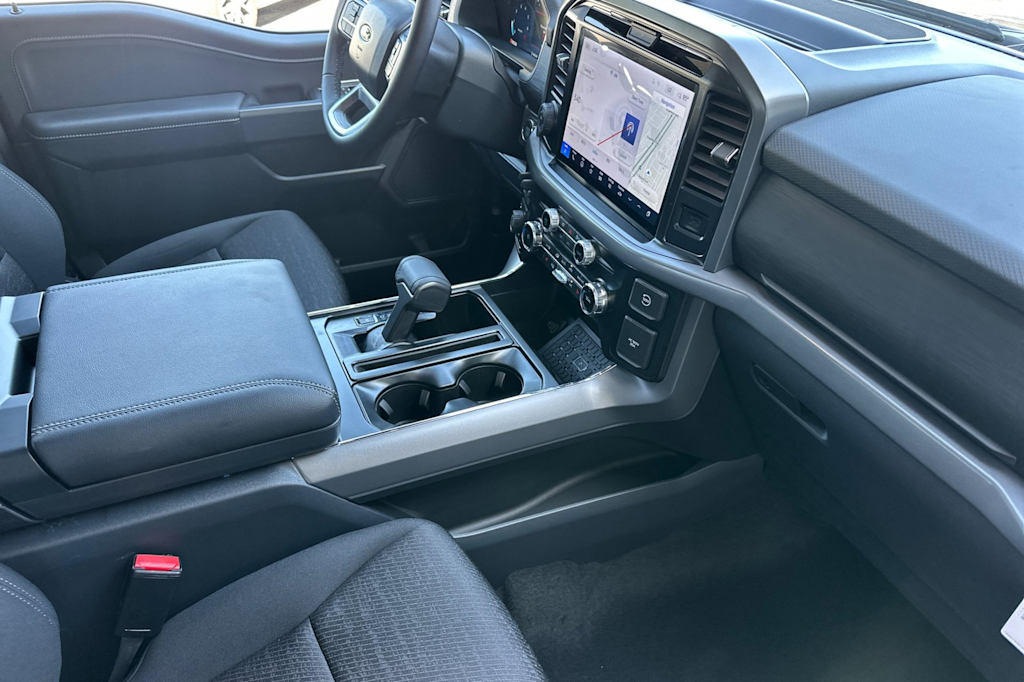 2025 Ford F-150 XLT 13