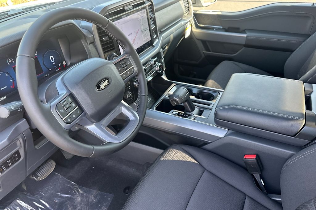 Thumbnail: 2025 Ford F-150 - 9