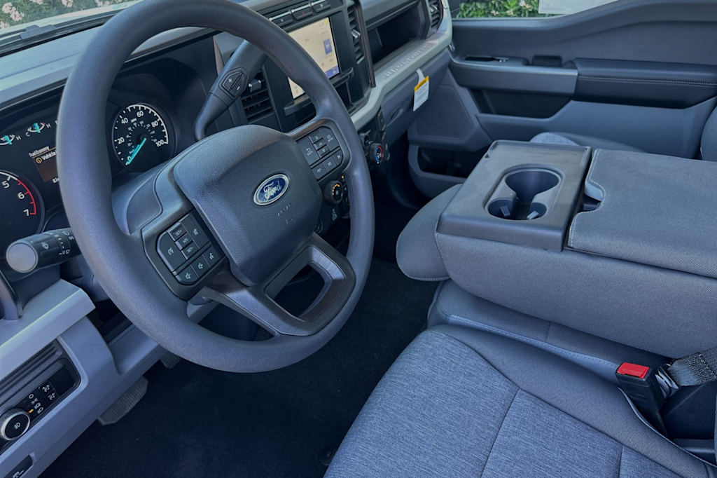 2024 Ford F-250 XL 2