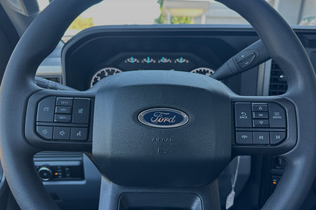 2024 Ford F-250 XL 22