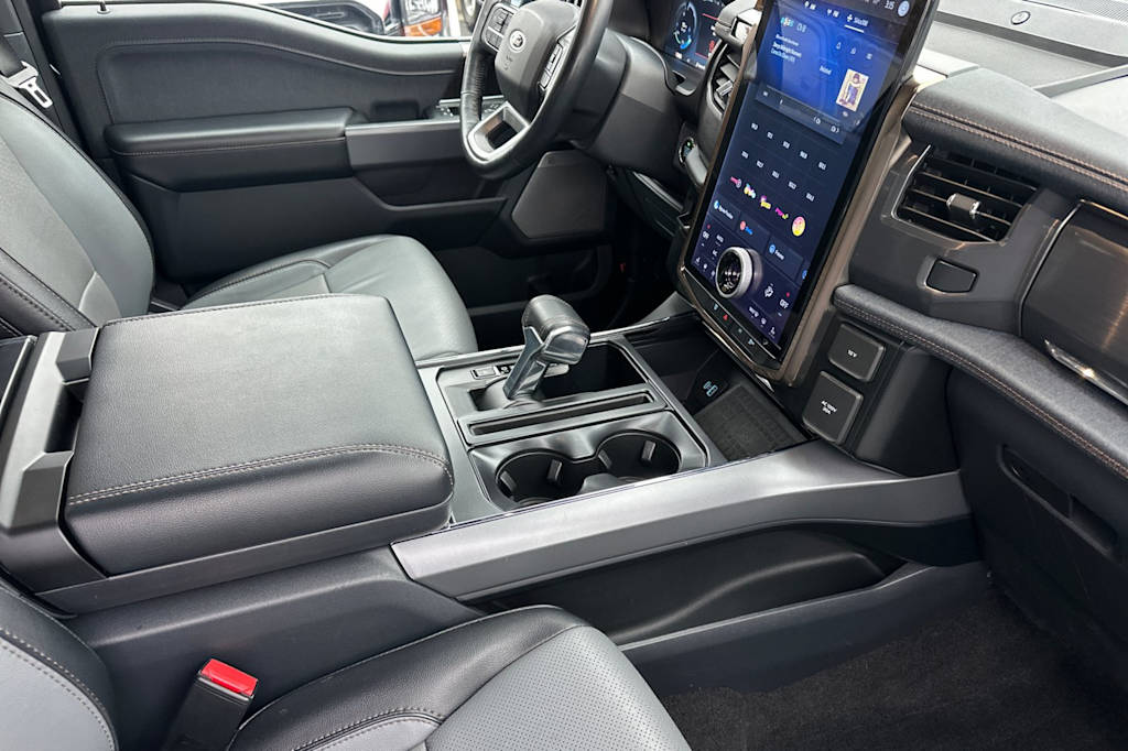 Thumbnail: 2022 Ford F-150 - 10