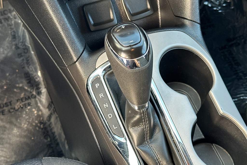 Thumbnail: 2017 Chevrolet Cruze - 15