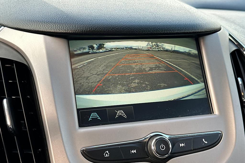 Thumbnail: 2017 Chevrolet Cruze - 23