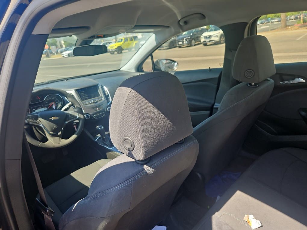 Thumbnail: 2019 Chevrolet Cruze - 11