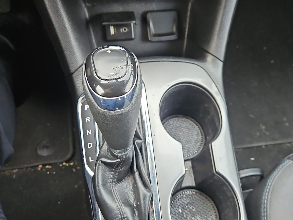 Thumbnail: 2017 Chevrolet Cruze - 15