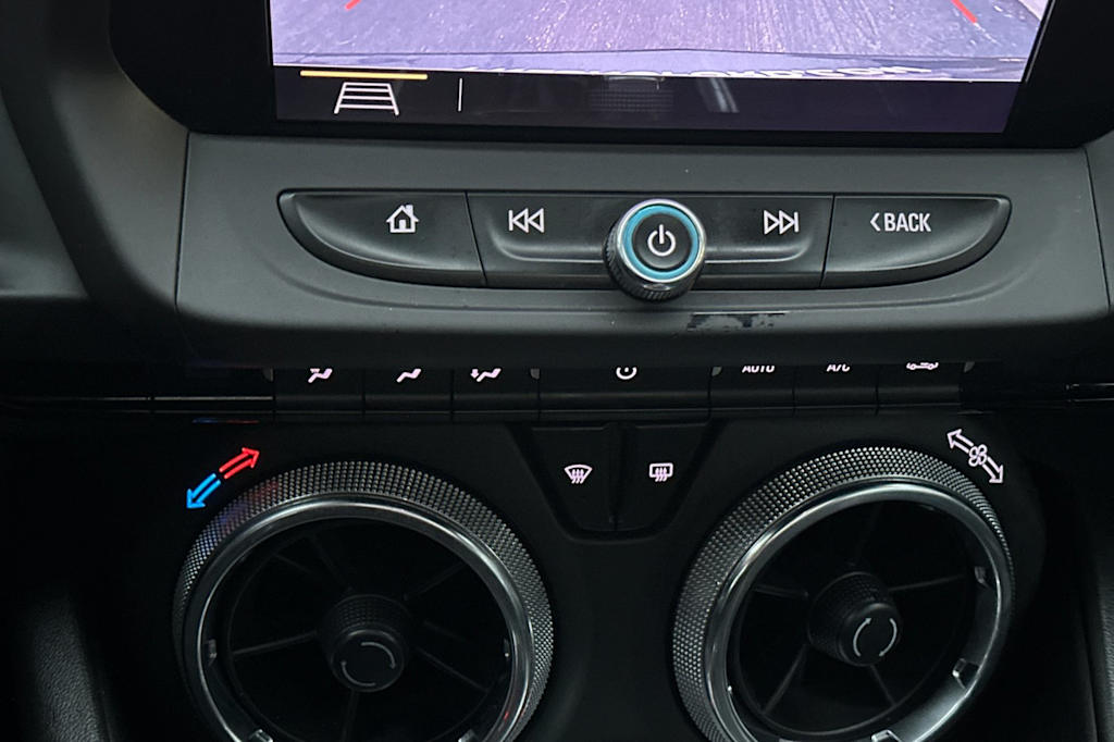 Thumbnail: 2019 Chevrolet Camaro - 23