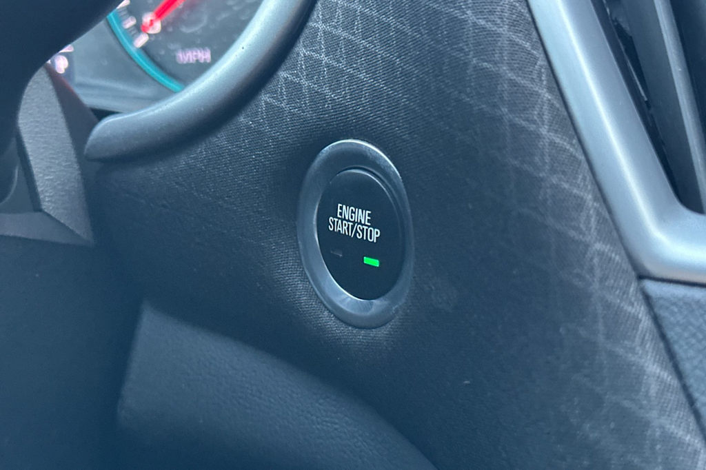 Thumbnail: 2022 Chevrolet Malibu - 24