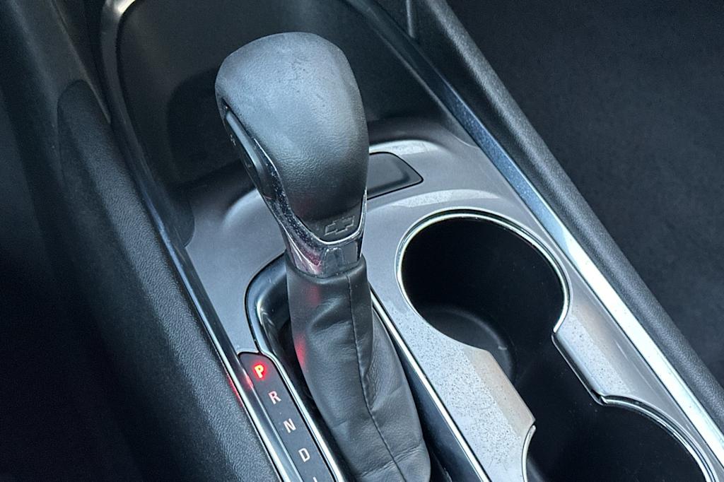 Thumbnail: 2022 Chevrolet Malibu - 13