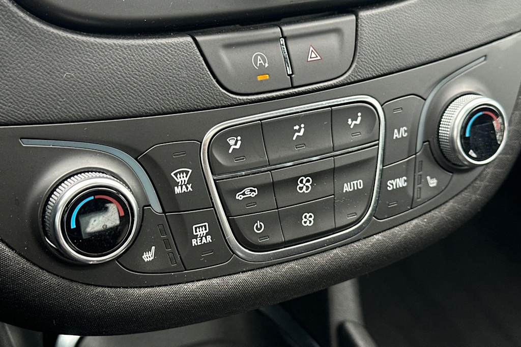 Thumbnail: 2024 Chevrolet Malibu - 22