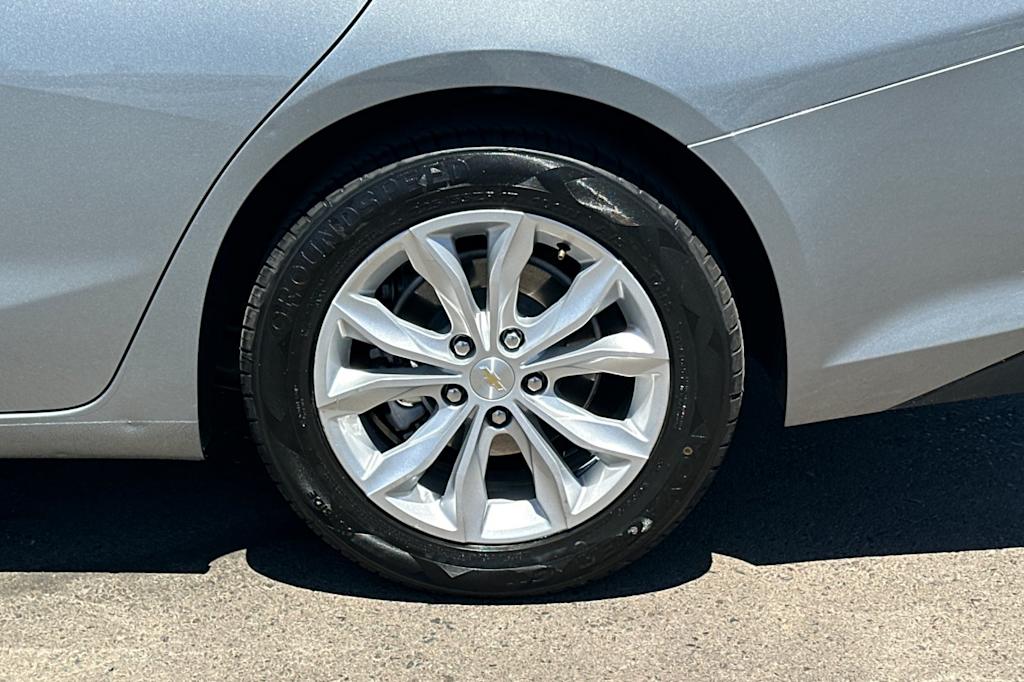 Thumbnail: 2024 Chevrolet Malibu - 7