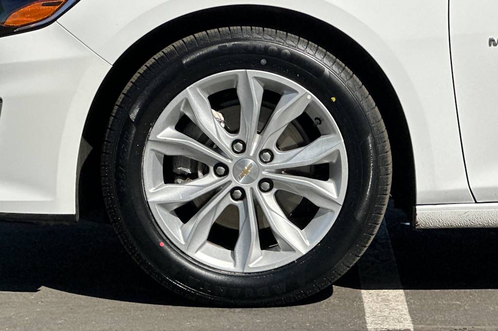 Thumbnail: 2025 Chevrolet Malibu - 7