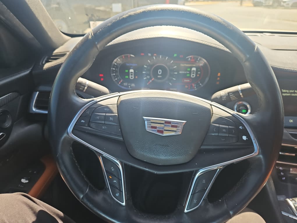 Thumbnail: 2017 Cadillac CT6 - 15