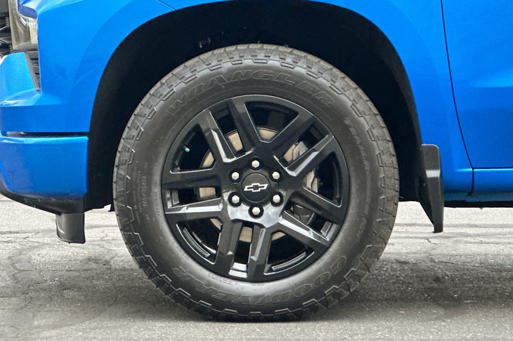 Thumbnail: 2025 Chevrolet Silverado 1500 - 8