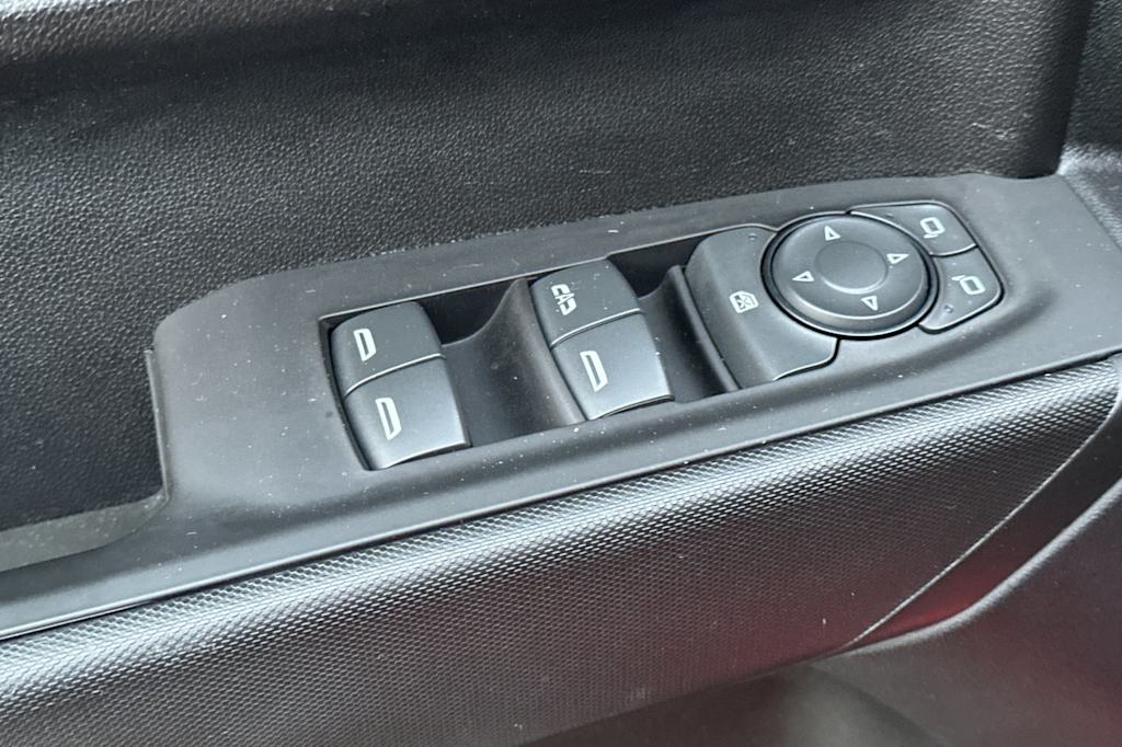 Thumbnail: 2023 Chevrolet Silverado 1500 - 21